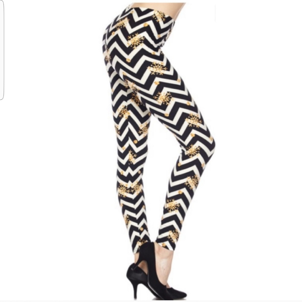 Chevron Snowflake Leggings